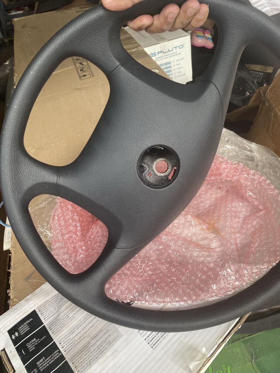 Freightliner OEM Steering Wheel Black 450mm Part #A14-15697-000