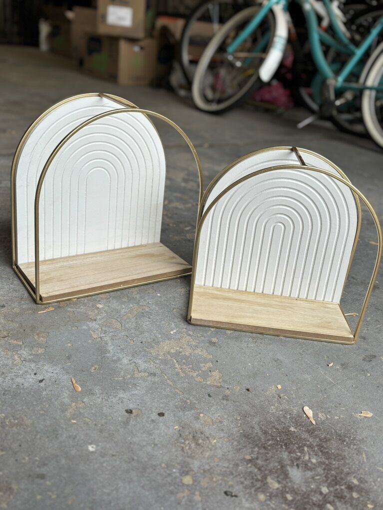 To Set Arched Shelves READ DISCRIPTION