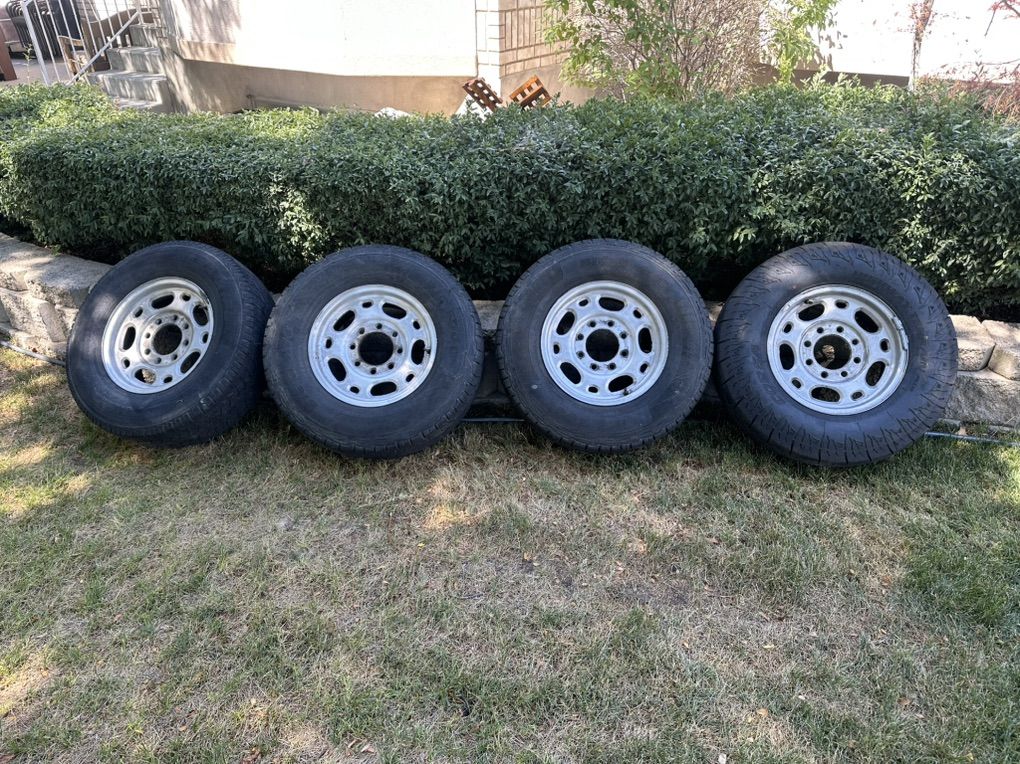 Stock Silverado Sierra Wheels & Tires