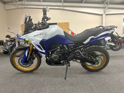 2024 Suzuki V-STROM 800DE