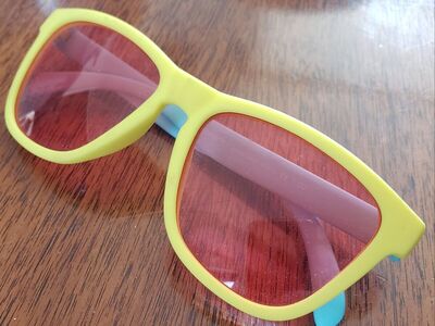 goodr OG Polarized Pineapple Painkillers colorful