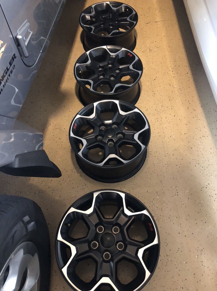 17” JEEP WRANGLER RUBICON WHEELS