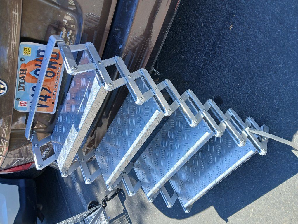 retractable steps for sale