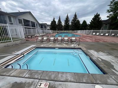 Bear Lake condo July 3–5 sleeps 4 to 5 people