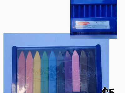 Triangular rubbing crayons Melissa and Doug