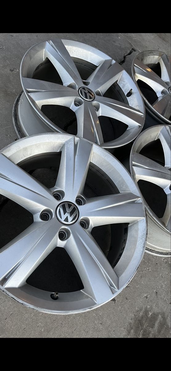 Volkswagen OEM Rims 17” – Set of 4 (3 good, 1 bent