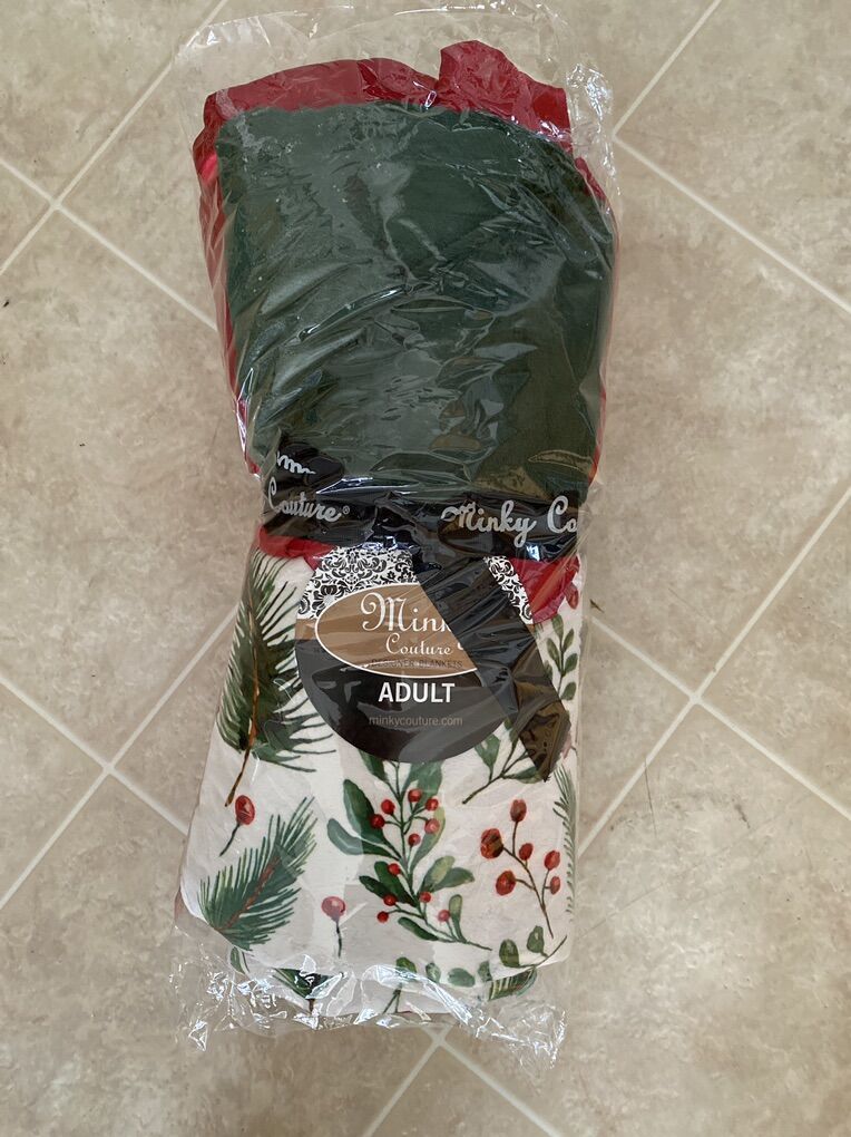 Minky Couture Christmas Print Blanket