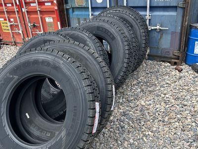 (8) 11r24.5 Drives 16 Ply