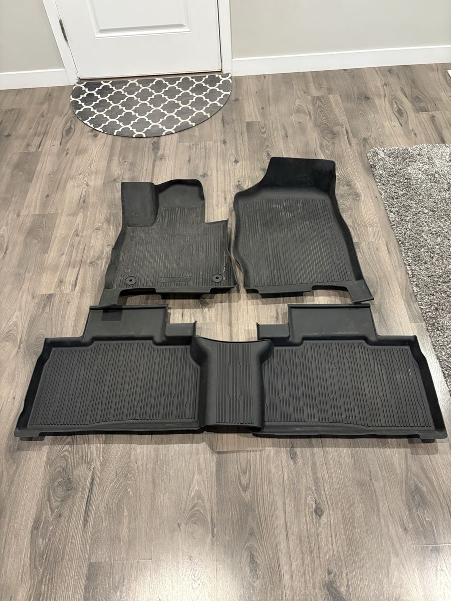 OEM Ford Explorer All-Weather Rubber Floor Mats Set - Black