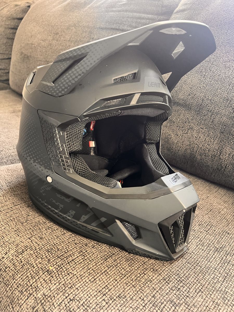 Leatte Helmet 7.5 Xxl FiTs Like Xl