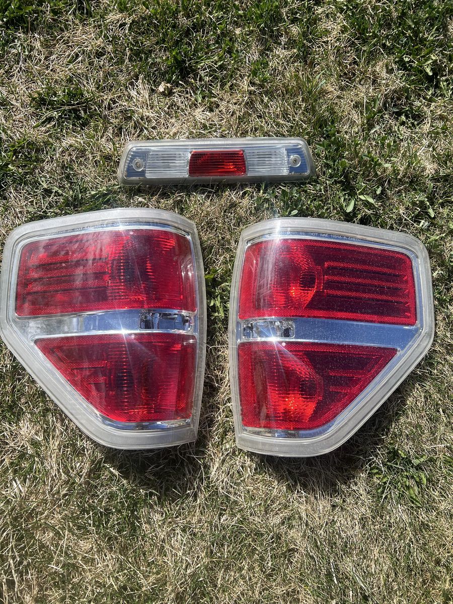 09-14 Ford F150 OEM Taillights Right & Left