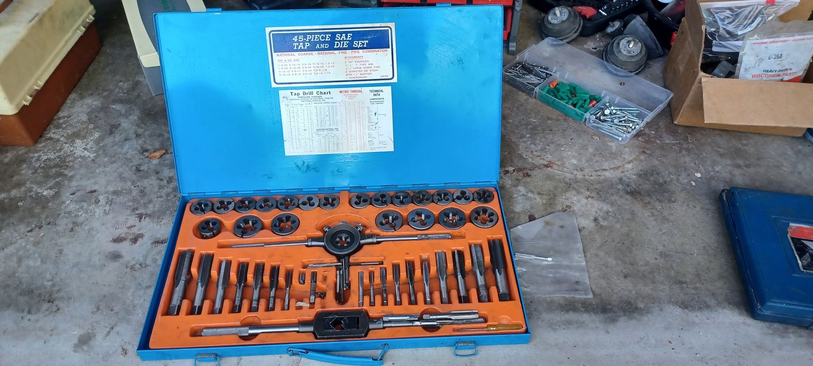 45-Piece SAE TAP and DIE SET