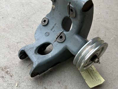 Detroit Diesel Alternator Bracket 50 Series