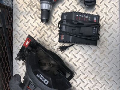 Skill Saw Drill 2 Batteries And Charger Circular