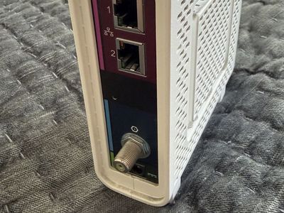 ARRIS SURFboard SB8200 DOCSIS 3.1 Cable Modem - Gigabit Speed for Home & Business Internet