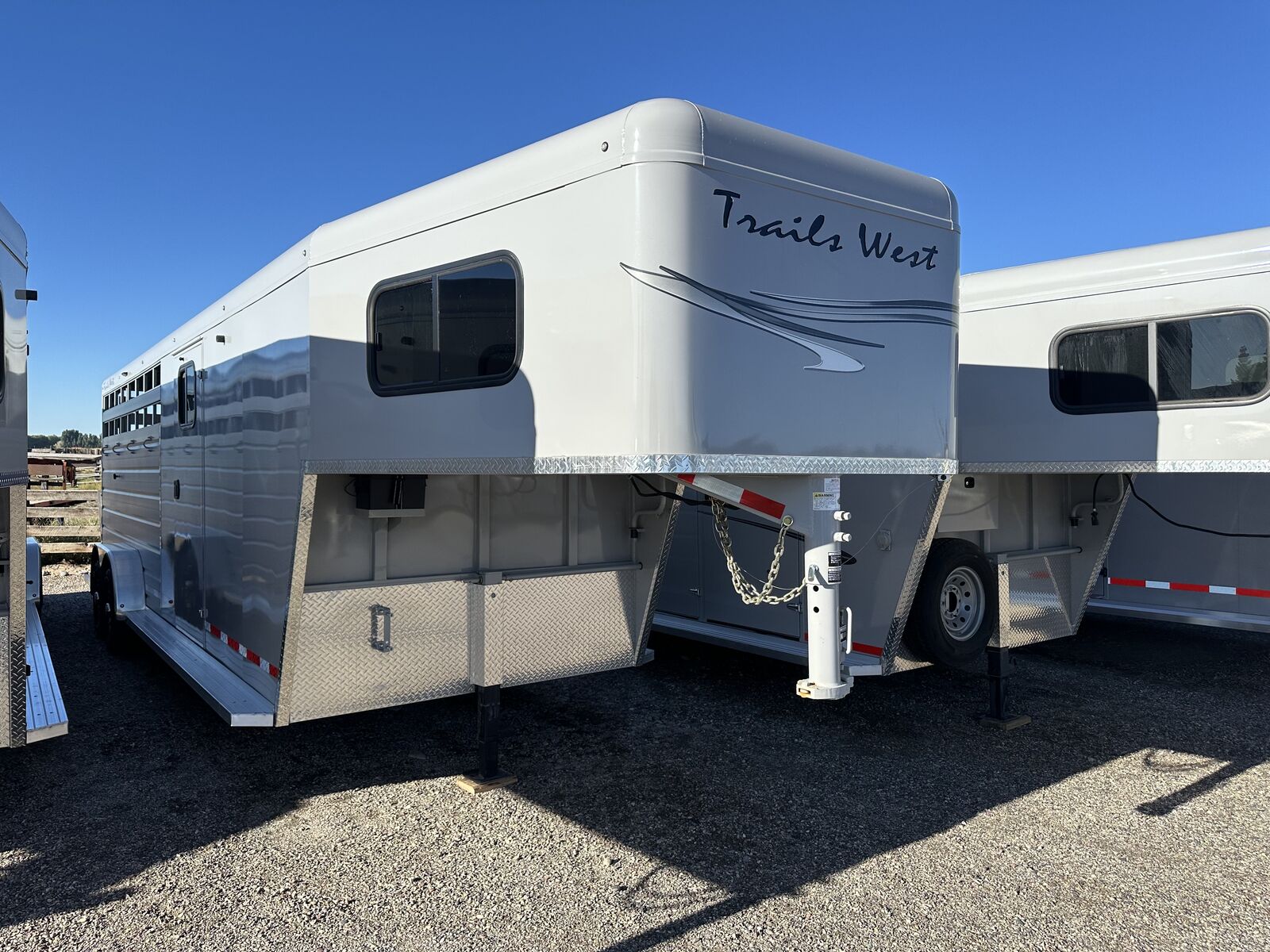 2024 Trails West Santa Fe 24'