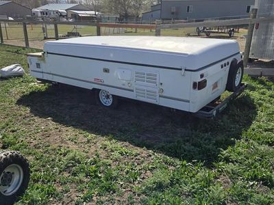 2001 coleman westlake pop up trailer