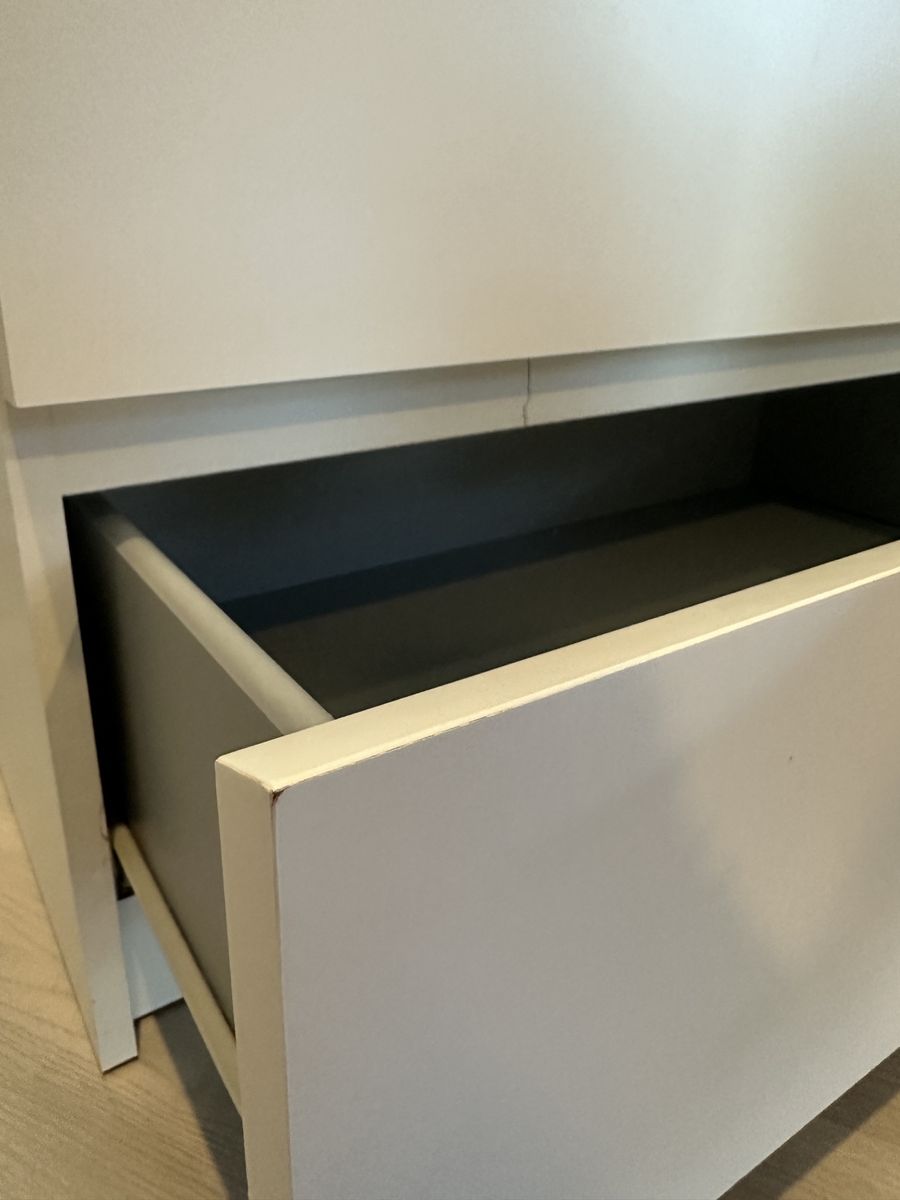 Main image 7
