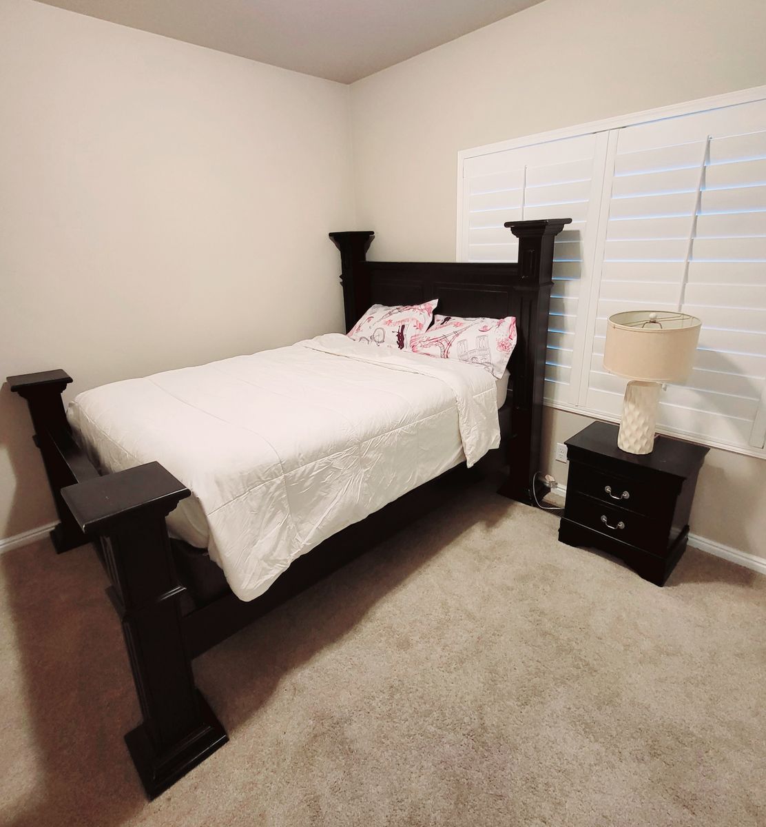 Coffee Brown Wood Bed Frame with Nightstand and Lamp - Queen Size
