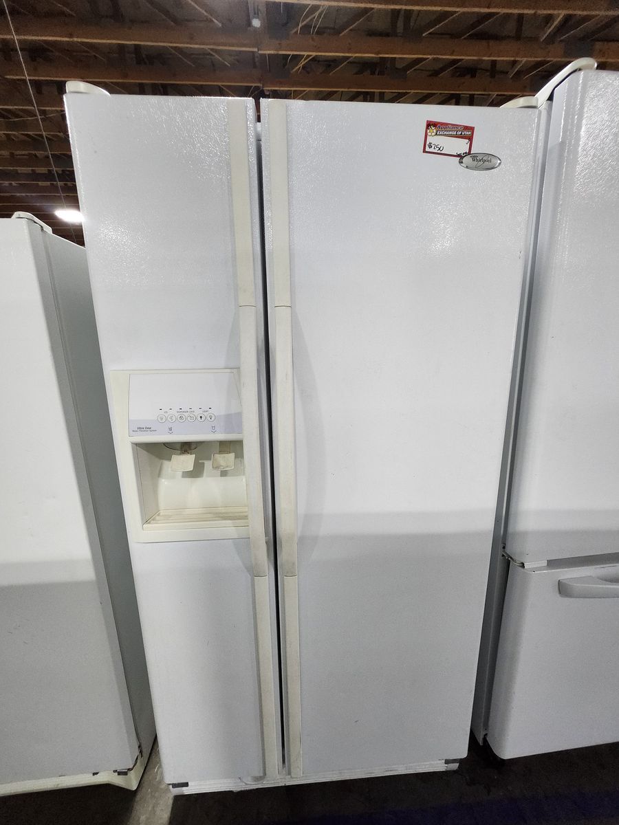 Great Whirlpool side by side Fridge! W-Warranty