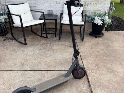 Electric scooter