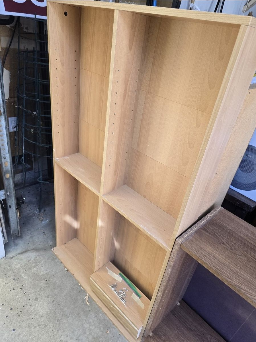 DVD/CD Shelving Light Wood Grain Modular Storage Unit with adjustable shelves