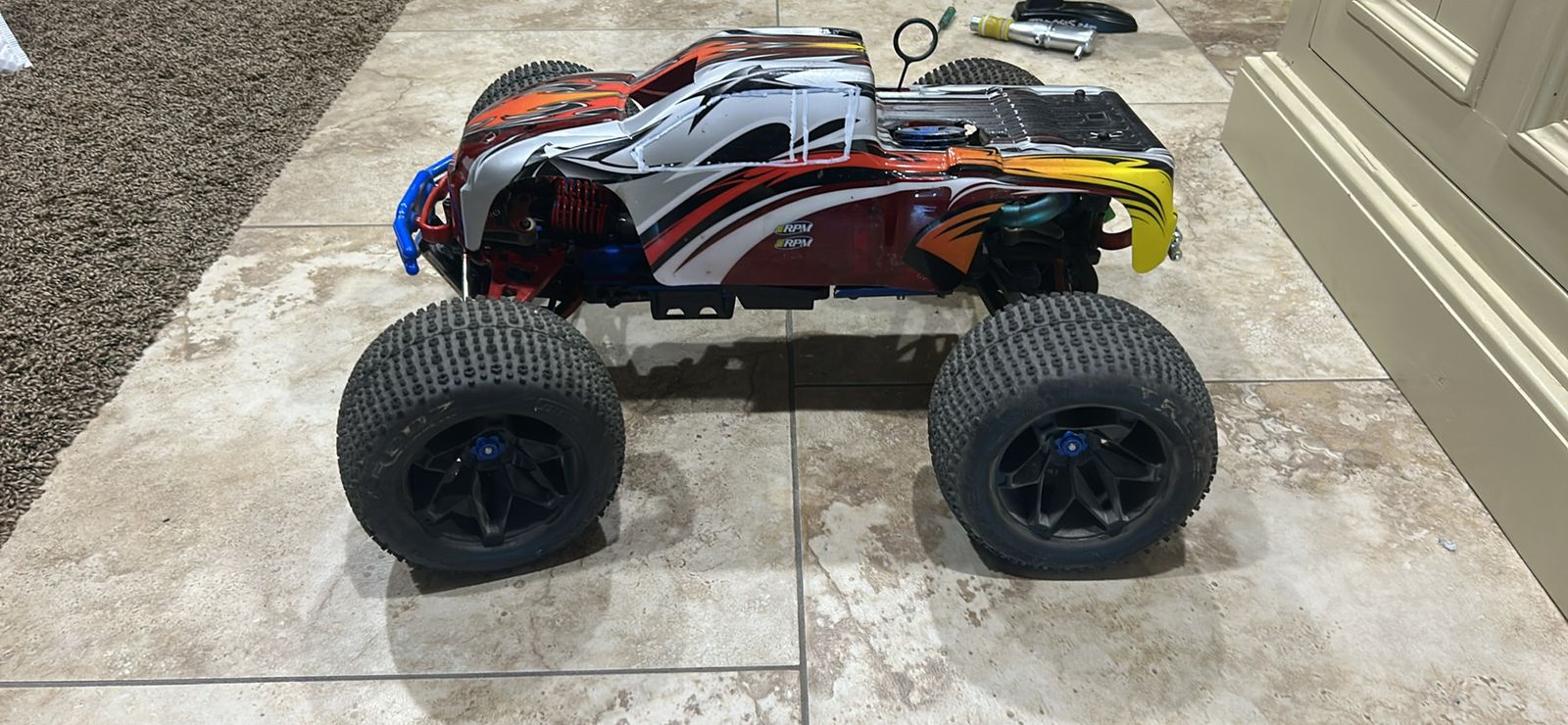 Traxxas revo nitro upgraded  engine Very fast easy to tune trades welcome
