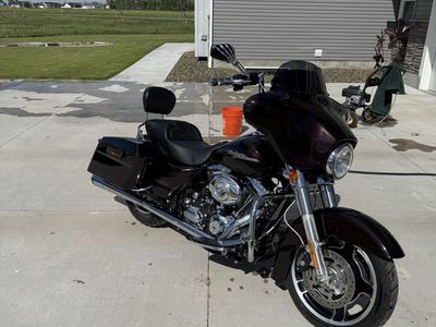 2011 Harley-Davidson Street Glide Custom FLTRX Touring Motorcycle