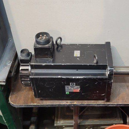 (reduced) Sanyo Denki 7.5kw Super P6 servo motor