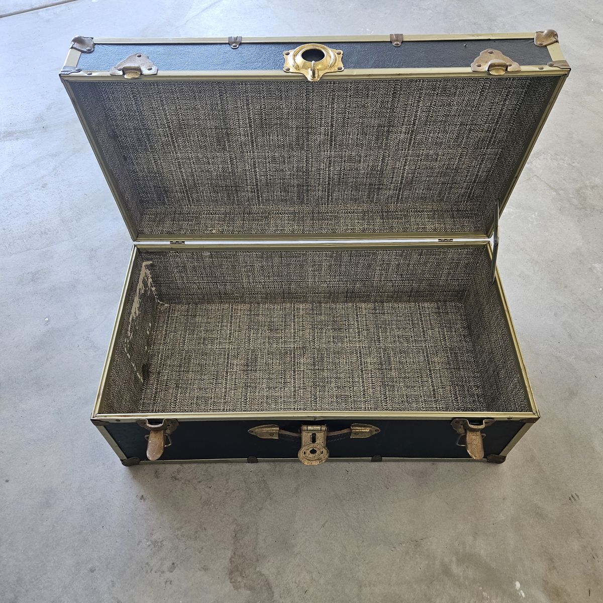 Blue and brass color portable storage chest/trunk-best offer