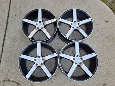 Niche 20x8.5 ET45 Bolt pattern 5x114.3