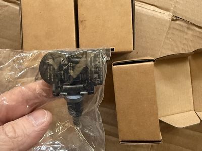 Tesla contential TPMs sensors. These work for pre 2021 refresh model s / x cars.