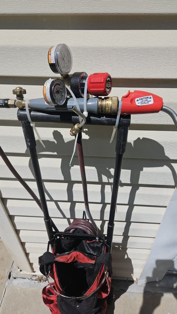 VICTOR TORCH rolling CART with gauges.