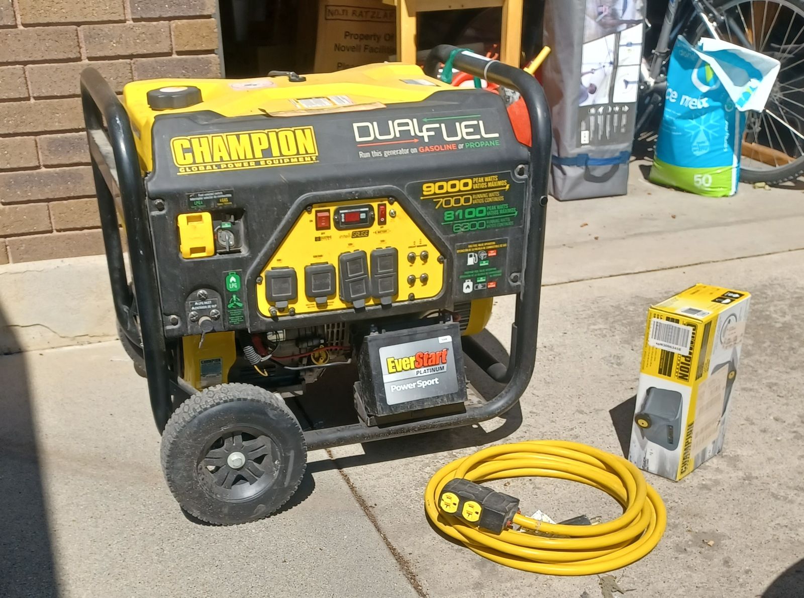 Champion 9000W Dual Fuel Portable Generator - Gasoline/Propane