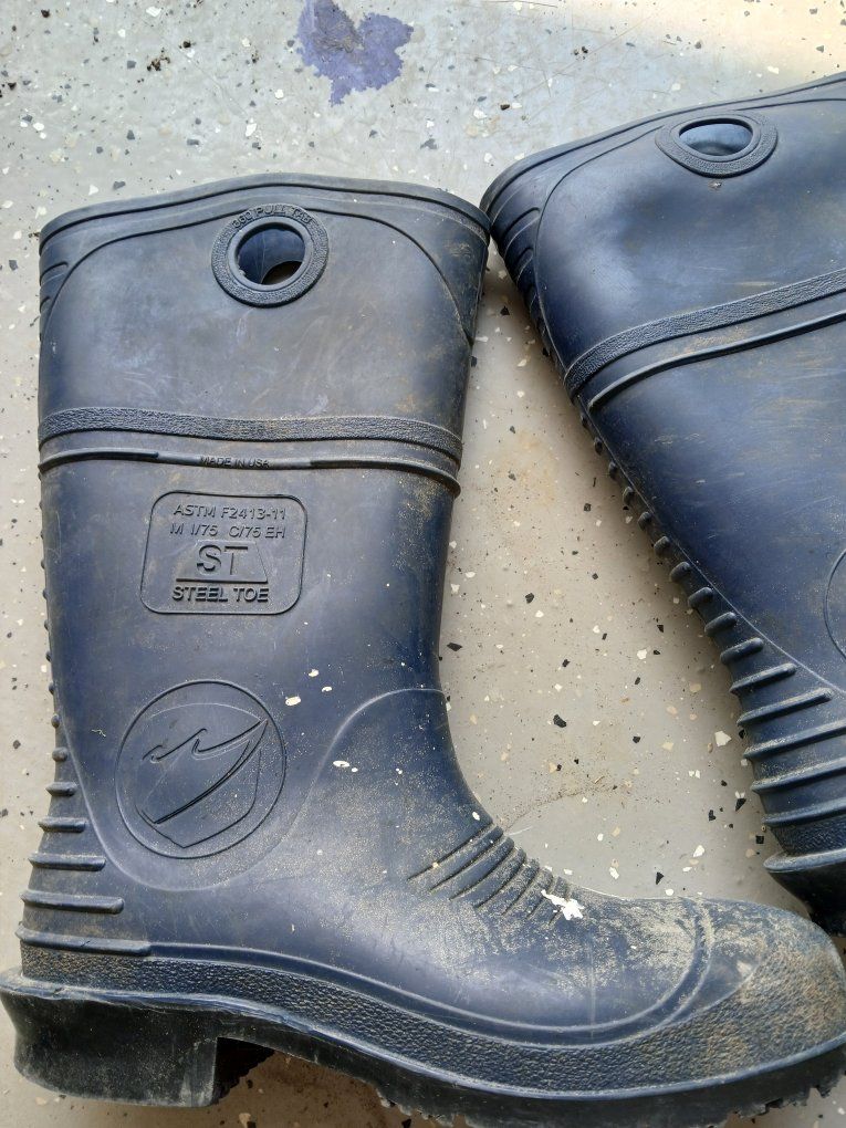 Mens Rubber Concrete Boots