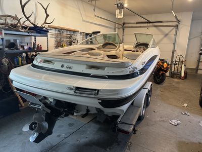 Baby lakes needs a new home. 1998 maxum 21’