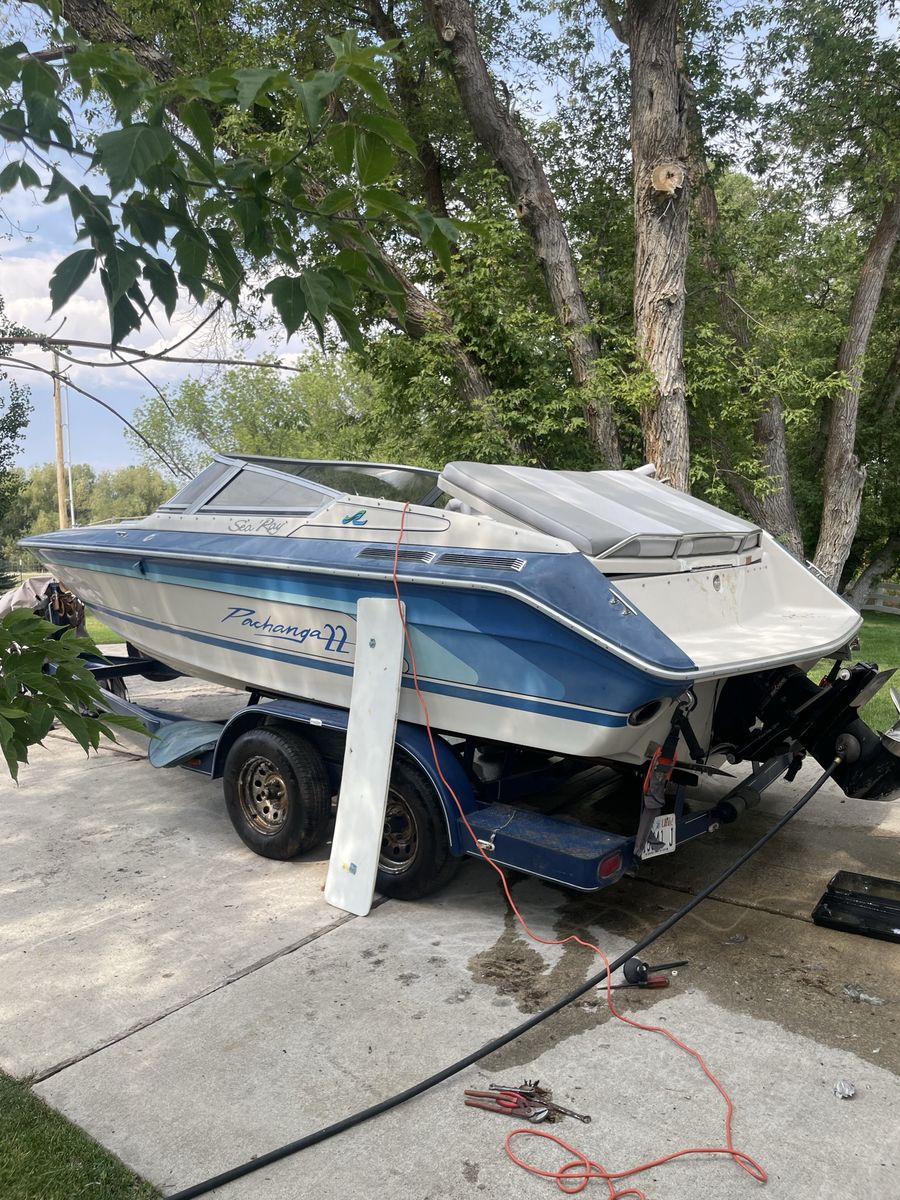 SeaRay PACHANGA 22 -   454 Power