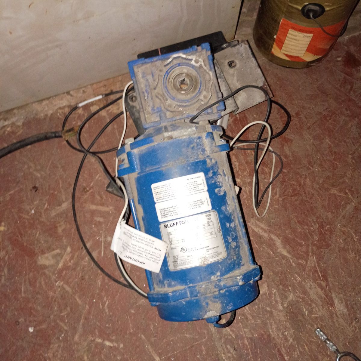Main image 11
