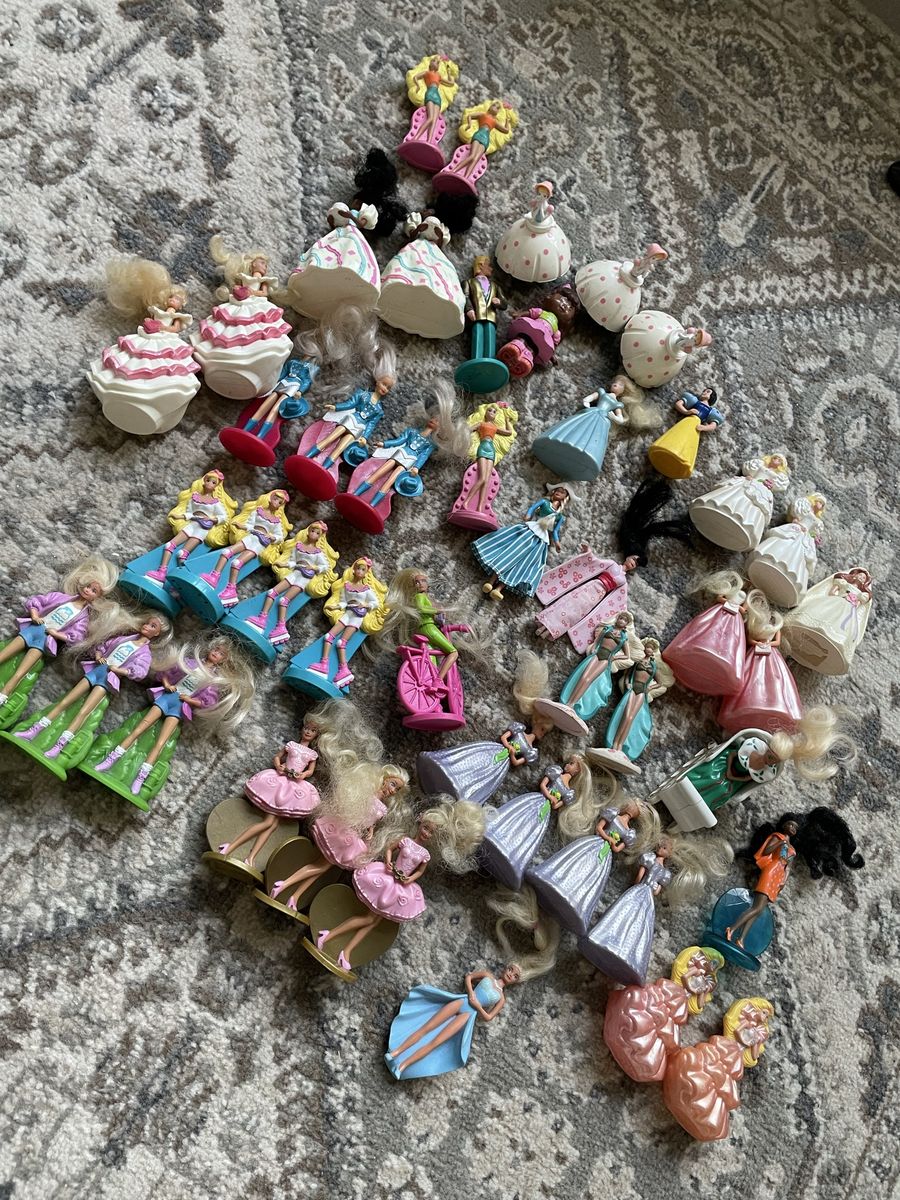 Vintage toy lot Barbies bo peep etc