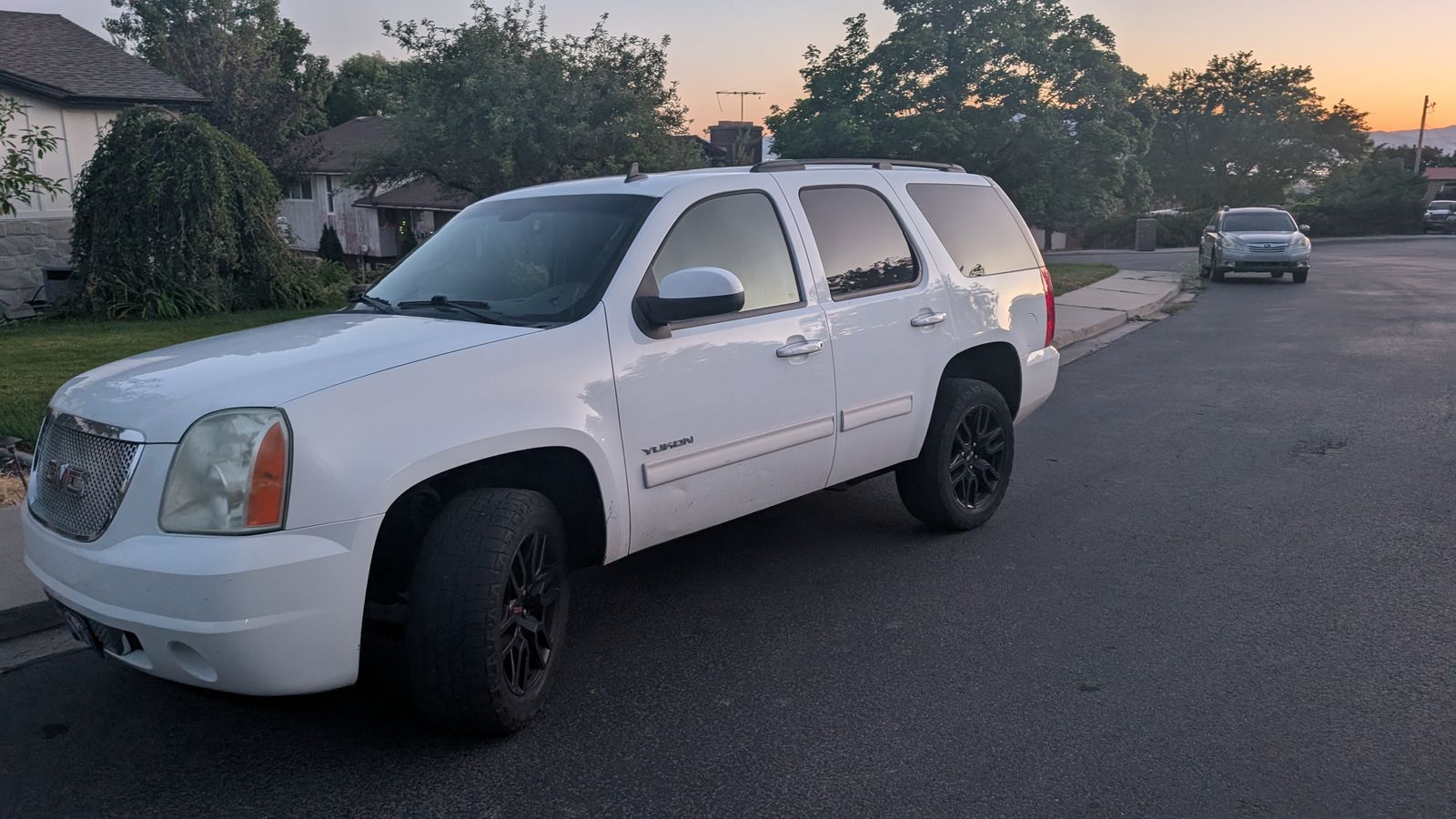 2011 GMC Yukon SLE