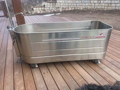 Therapy Tub