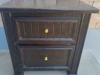 Black 2 Drawer Nightstand