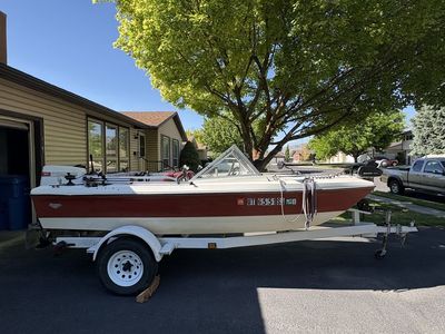 1977 Orrion 16ft Tri-hull Boat. Water Ready.