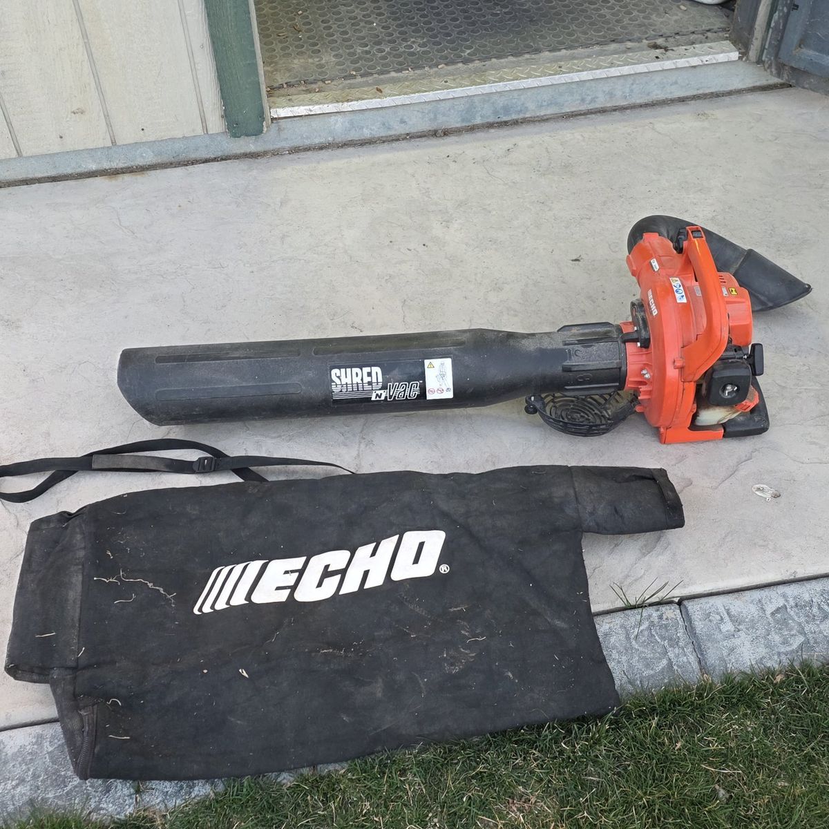 leaf vacuum