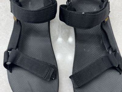 Men’s teva sandals is 9