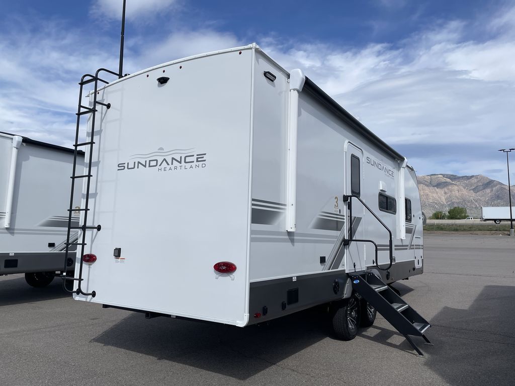 New 2026 Heartland Sundance Ultra-Lite 27RBSS