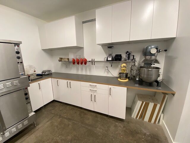 Licensed Commercial Kitchen / Food Truck Commissary for Rent