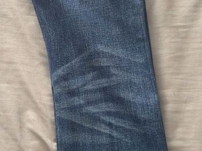 Rock reveal jeans size 25