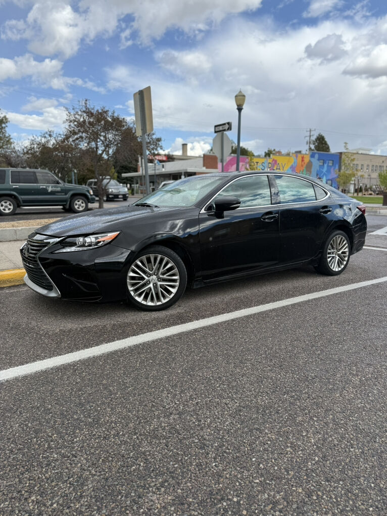 2016 Lexus ES 350 Luxury