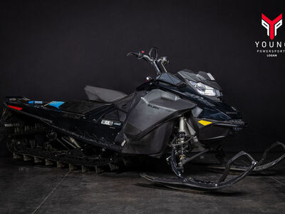 2022 Ski-Doo Summit® SP® Rotax® 850 E-TEC® 154 SS PowderMax L. 3.0 Black